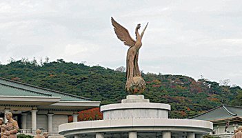 [안영배 전문기자의 풍수와 삶]진정한 '봉황 대통령'을 기다리며