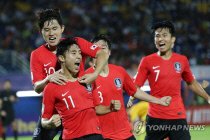 U-23 한국 축구 '이동준 극장골' 중국에 1-0 신승