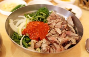 영도 부흥식당/영도맛집/부산맛집 - 부산에서 맛보는 자리돔 물회.