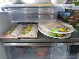 집들이 음식 한상 거하게 차리다