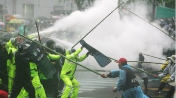 &apos;죽창&apos;과 &apos;죽봉&apos;의 뜻을 구분 못하는 사람들...