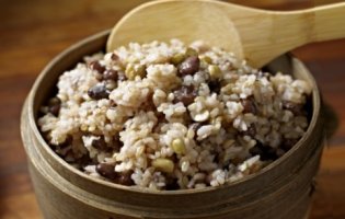 정월대보름에는 왜 오곡밥을 먹을까?