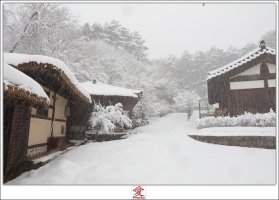 강릉 선교장 눈내리는 풍경