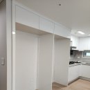 평촌어바인퍼스트 1~2단지 사이 왼쪽 | 평촌 어바인퍼스트 냉장고장 리폼 집안에 딱 맞게