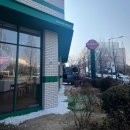 크리스피크림 대전둔산점 | 크리스피크림 대전둔산점 미피도넛 후기(※동심파괴 약간 있음)