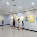 화가와 꽃 이미지