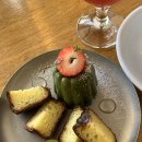 웅천중앙로 | 여수 웅천 카페 닷커피 애견동반 휘낭시에 커피러닝 데이트 분위기 내돈내산 후기