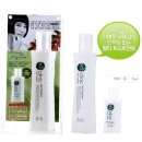 꽃을든남자 이미지