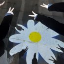 중원청소년수련관 건물 앞 광장 | <우리동네> 대원공원 테마공원으로 새단장