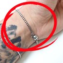 후원 | 유엔난민기구 후원 팔찌 후기 써지컬 소재의 데일리 악세사리