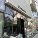 11650-17-205-2 | 딸기 케이크로 유명한 키친205 홍대점 네이버예약 생일케이크 후기