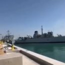 페르시아만에서 영국 전함 두 척이 충돌했다(영상) 이미지