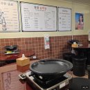 황여사 한우국밥&냉면 | 명동 충무로 막창 점심 냉면 국밥 맛집 반반(치즈/파/양념) 팔팔솔막창 충무로 노포느낌의 밥집에서 식사