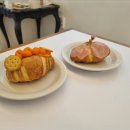 맛있는 빵과 달콤 디저트 이미지