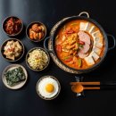 고기반 햄반 김치찌개 이미지