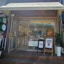 GS25 벡스코2호점 | [부산 해운대구/지니 베이커리] 부산 빵지순례 추천, 지니 베이커리 본점과 벡스코점 비교 방문기