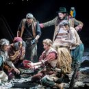 은화여인숙 | 시대의 공연예술] NT Live 보물섬 (Treasure Island) 후기: 파도치는 낭만의 시대, 욕망이 들끓는 섬