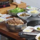 지인해물아구찜.홍어수육