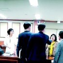삿대질과아이들 이미지