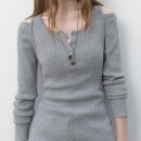 6313 | 어깨 라인이 포인트인 아틀리에나인 니트 원피스 코디 추천