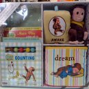 CURIOUS GEORGE BABY DELUXE BOOK AND GIFT SET/원숭이 인형/큐리어스 조지/호기심 많은 조지 선물세트/584536/코스트코 아울렛 이미지