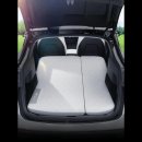 Y세탁앤크린샵 | 모델Y 메모리폼 매트리스로 차박 경험 업그레이드