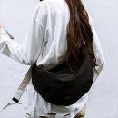 데일리 손뜨개 가방 이미지