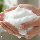 요술거울 | 팔꿈치 각질 끝! 아프지 않게 국수처럼 밀리는 디앤팩토리 황실 인견 계란 때타올 요술 지우개 솔직 후기