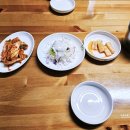 만두품은칼국수 이미지