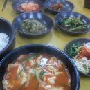 수제비국 보리밥집 이미지