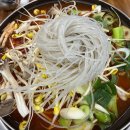 D&S factory | 전주 2박3일 여행 일정 코스, 전주 가볼만한 곳 - 1일...맛집/한옥마을 먹거리/족욕카페/야경 덕진공원)