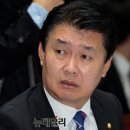 "탁상공론" "무데뽀" "영화 한편 보고"... '탈원전' 뭇매 이미지