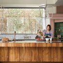 잣나무집 이미지