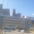 산의초등학교 이미지