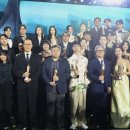 61회 백상예술대상 수상자들 단체 사진 이미지