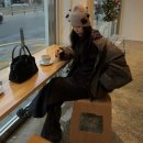 여성 숏 패딩 데일리룩 코디 / 아모멘토, 코스, 자라, 플리츠플리즈, 아식스