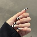 J Nail(제이네일) | 홍대 네일샵 추천 | 트루제이에서 아크릴연장 받은 솔직후기