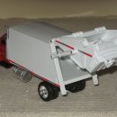 Diecast- Chevrolet Kodiak Trash/Garbage Truck- Red 1:43 이미지