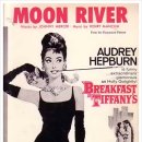 MOON river 이미지