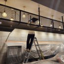 엠미디어 | 디지털 메뉴판 설치 전 꼭 알아야 할 5가지 (사이니지 모니터 선택부터 설치 전문 업체, 아트엠미디어 )