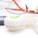 안경박사(그리스) 이미지