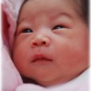 저 딸 생겼습니다..생후 3일된..김민서양.......^^;; 이미지