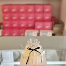 성수 주문제작 레터링 케이크 전문점, 어썸스윗 성수 티아라 케이크