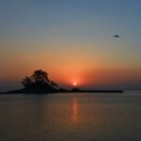 소등섬(消燈島)의 일출 이미지