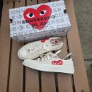 컨버스 x 플레이 꼼데가르송 척 70 로우 화이트 남녀공용 운동화 A08795C 이미지