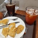 바이핸드 | [위례카페] 빵이 맛있는 바이핸드베이커리 내돈내산 후기(메뉴판, 위치, 주차 등)