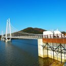 탑정호출렁다리 이미지