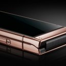 삼성이 중국한정으로 출시하는 300만원짜리 폴더폰 이미지