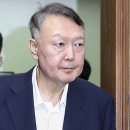 [속보] 법원, ‘평양 무인기 작전’ 혐의 윤석열에 징역 30년·김용현 30년·여인형 15년 선고 이미지