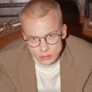 안경박사(그리스) 이미지